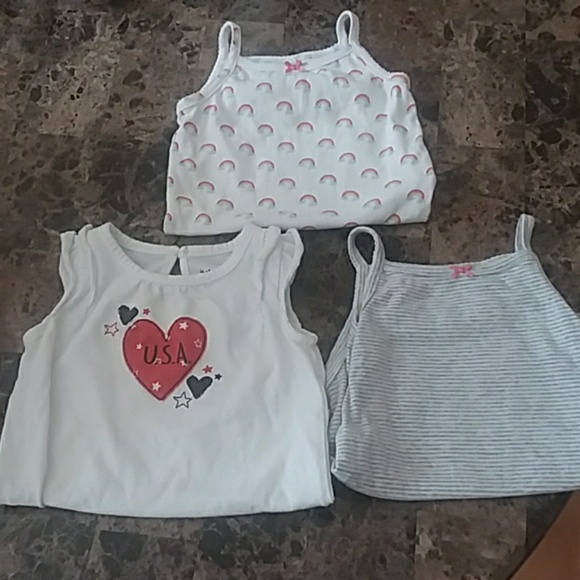NWOT- 3 for $6 Tanktop Onezee/Bodysuits - Picture 2 of 8